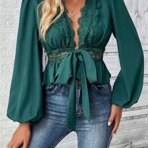 ✨ 🍃Shein Green Lace Tie Front Blouse Peplum Long Sleeve Size 12 or XL 🍃✨